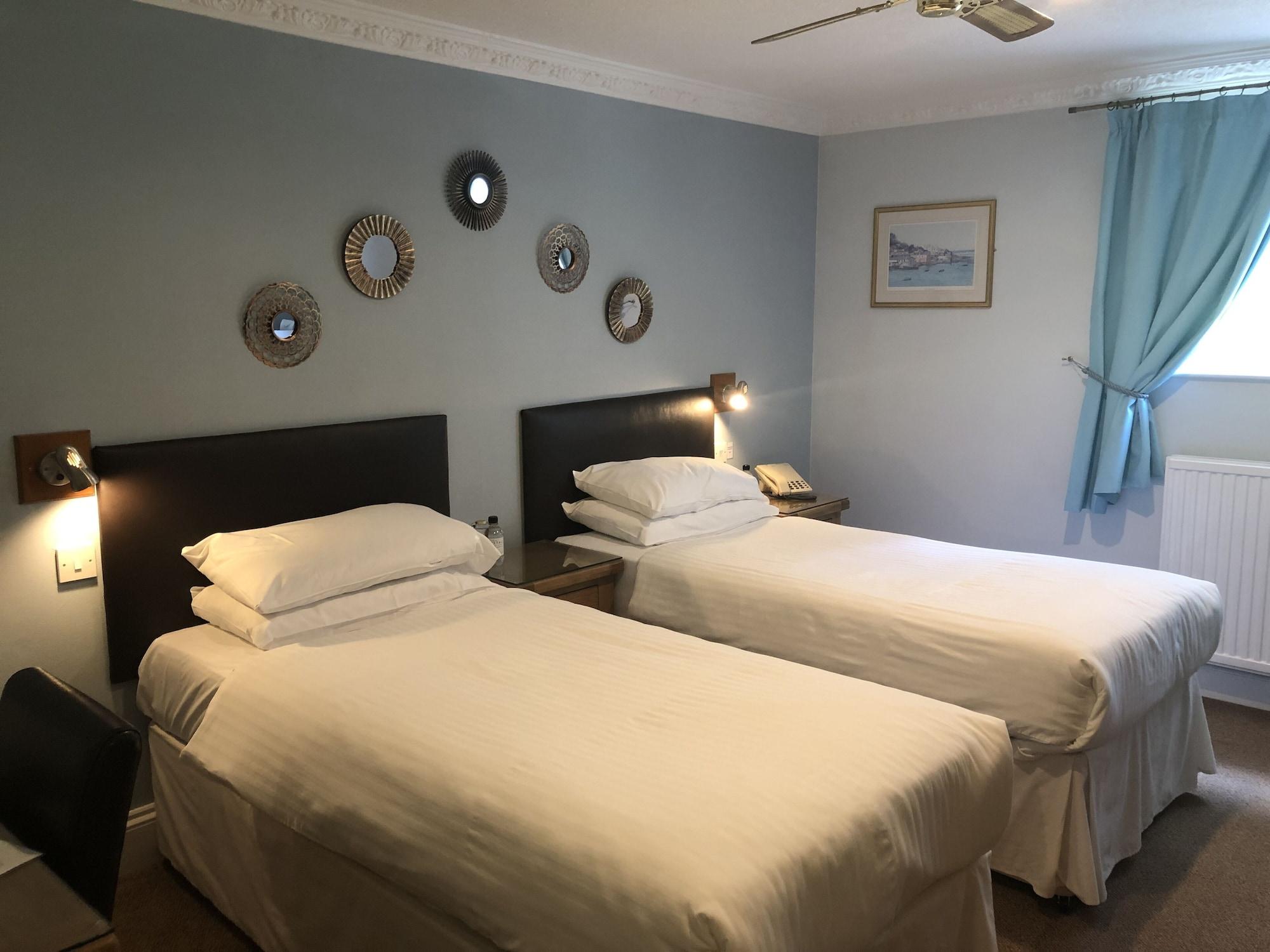 קאוז Best Western New Holmwood Hotel מראה חיצוני תמונה