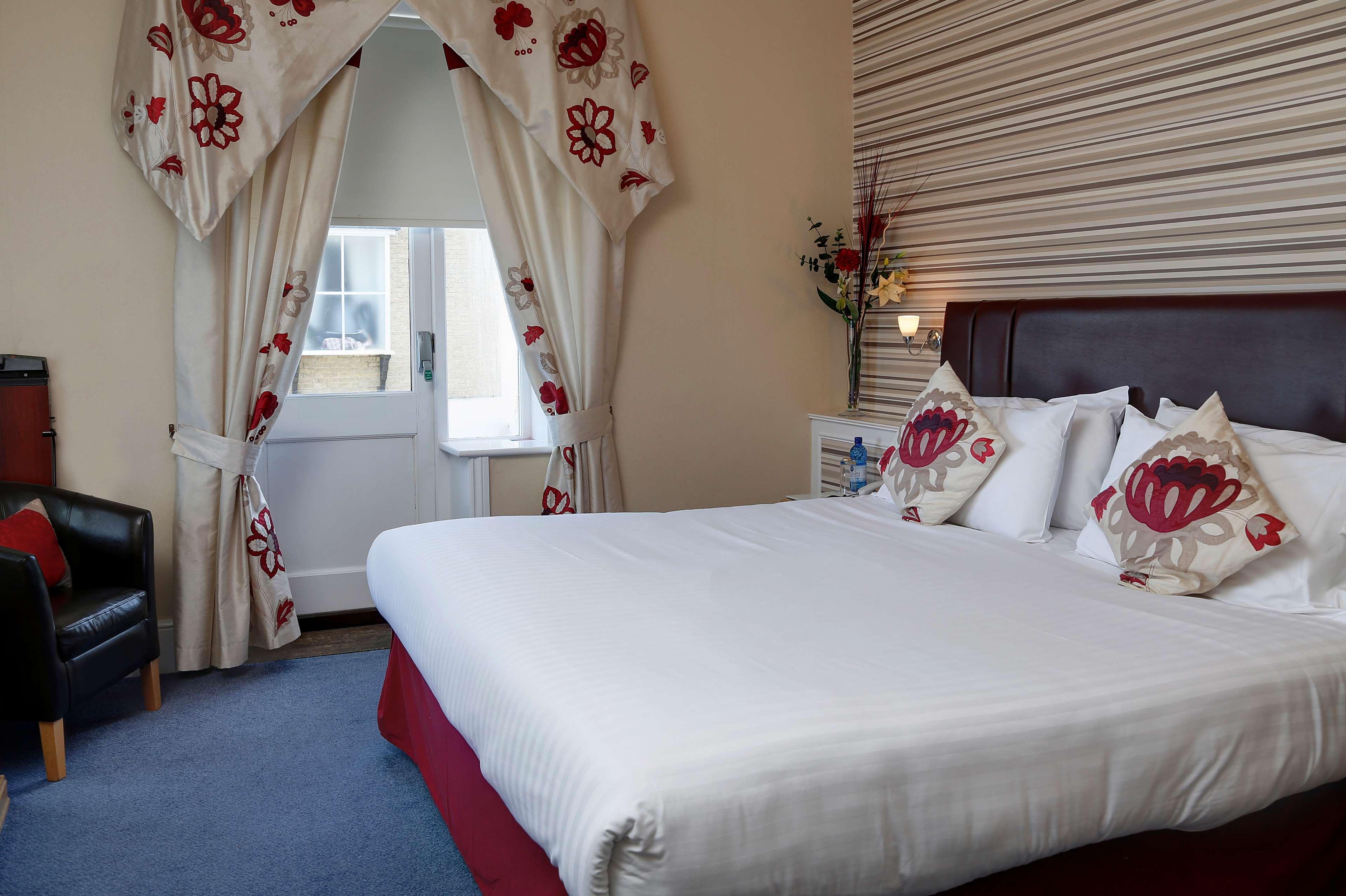 קאוז Best Western New Holmwood Hotel מראה חיצוני תמונה